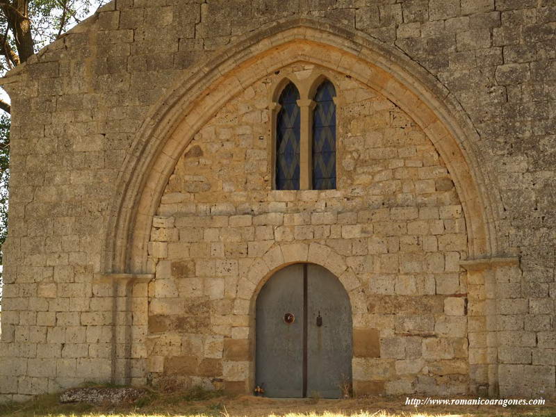 HASTIAL DE PONIENTE-DETALLE